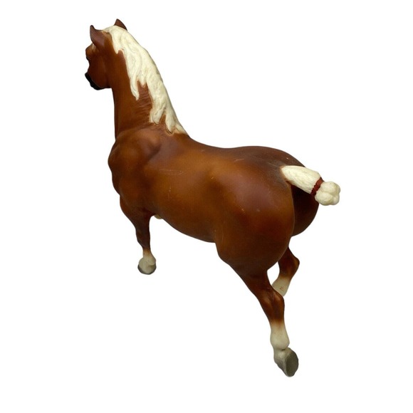 1990 BREYER BELGIAN Horse Figurine by Reeves Int'l Inc USA - Picture 7 of 12